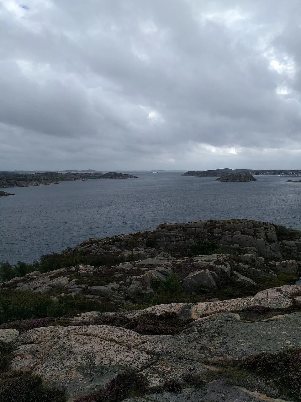Rocky swimming spots in Bohuslän